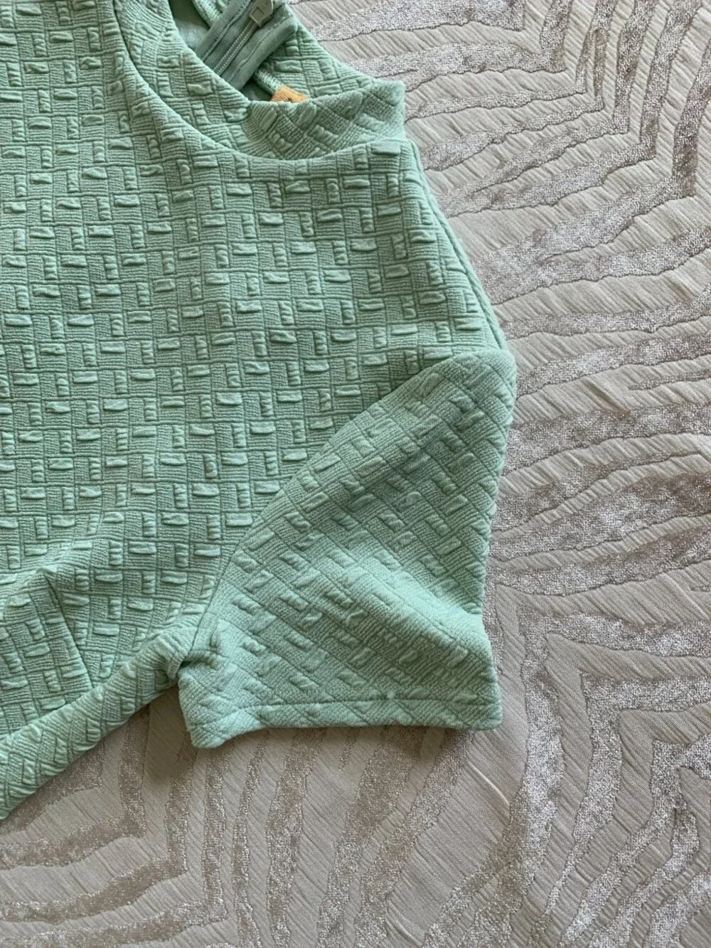 Sage Green 1950's Style Embossed Tulip Style Faux Wrap Dress Size: XS - Picture 5 of 10